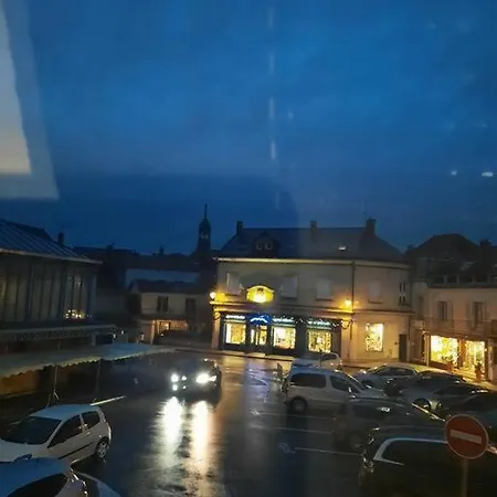 Les Halles Chaumont  Exterior photo